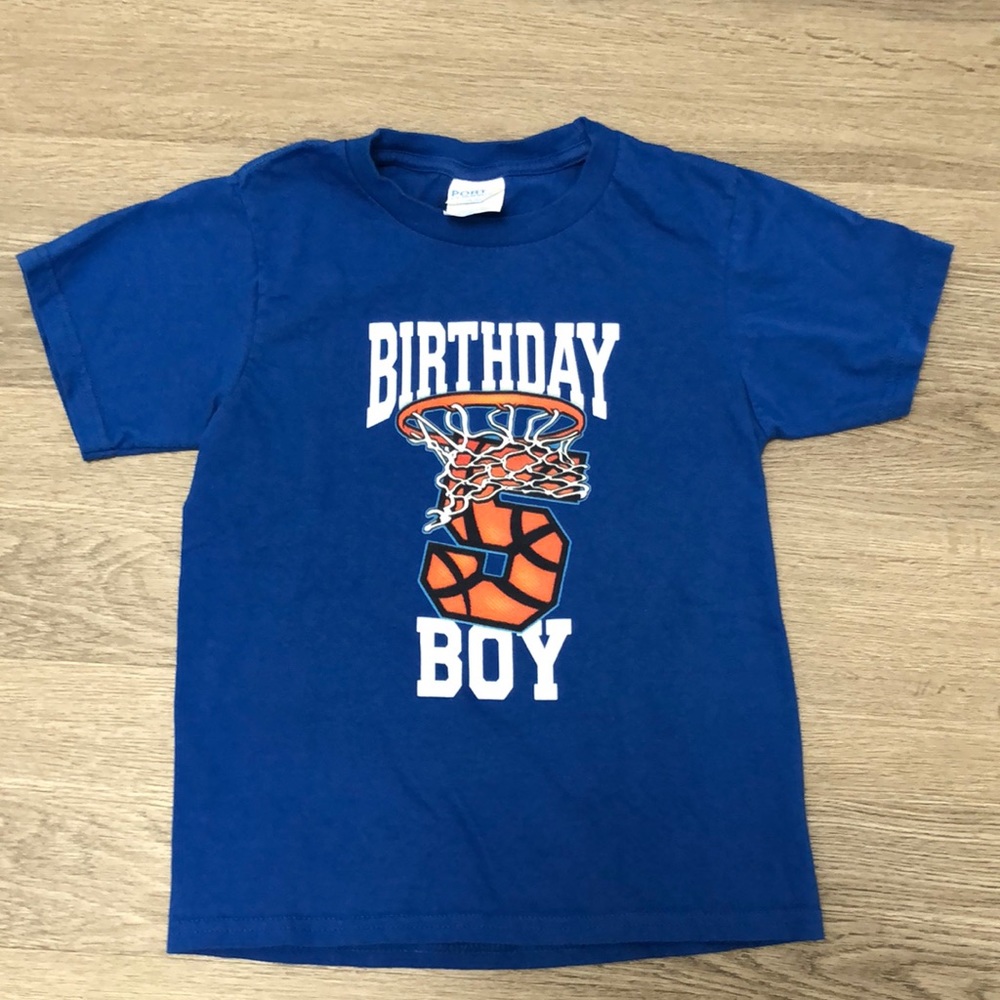 Port & Company Boys Blue “Birthday Boy “ 5 basketball t-shirt - size youth xs
